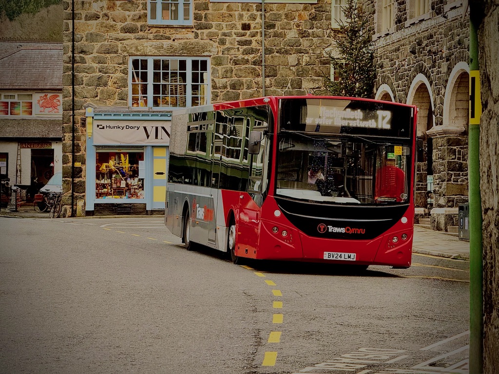 Why I think buses should have names (not just numbers)